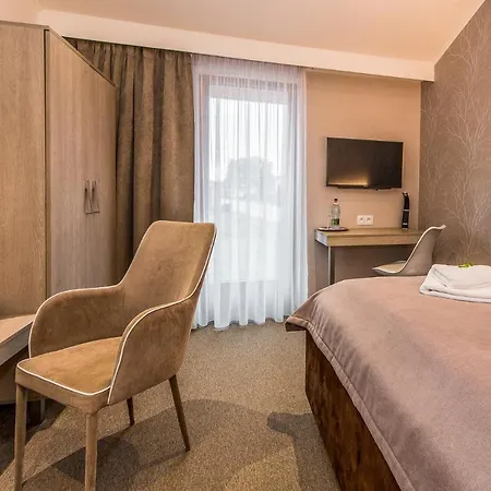 Zenit Penzión pre hostí 4*
